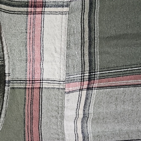 Old Navy Flannel - Picture 5 of 5